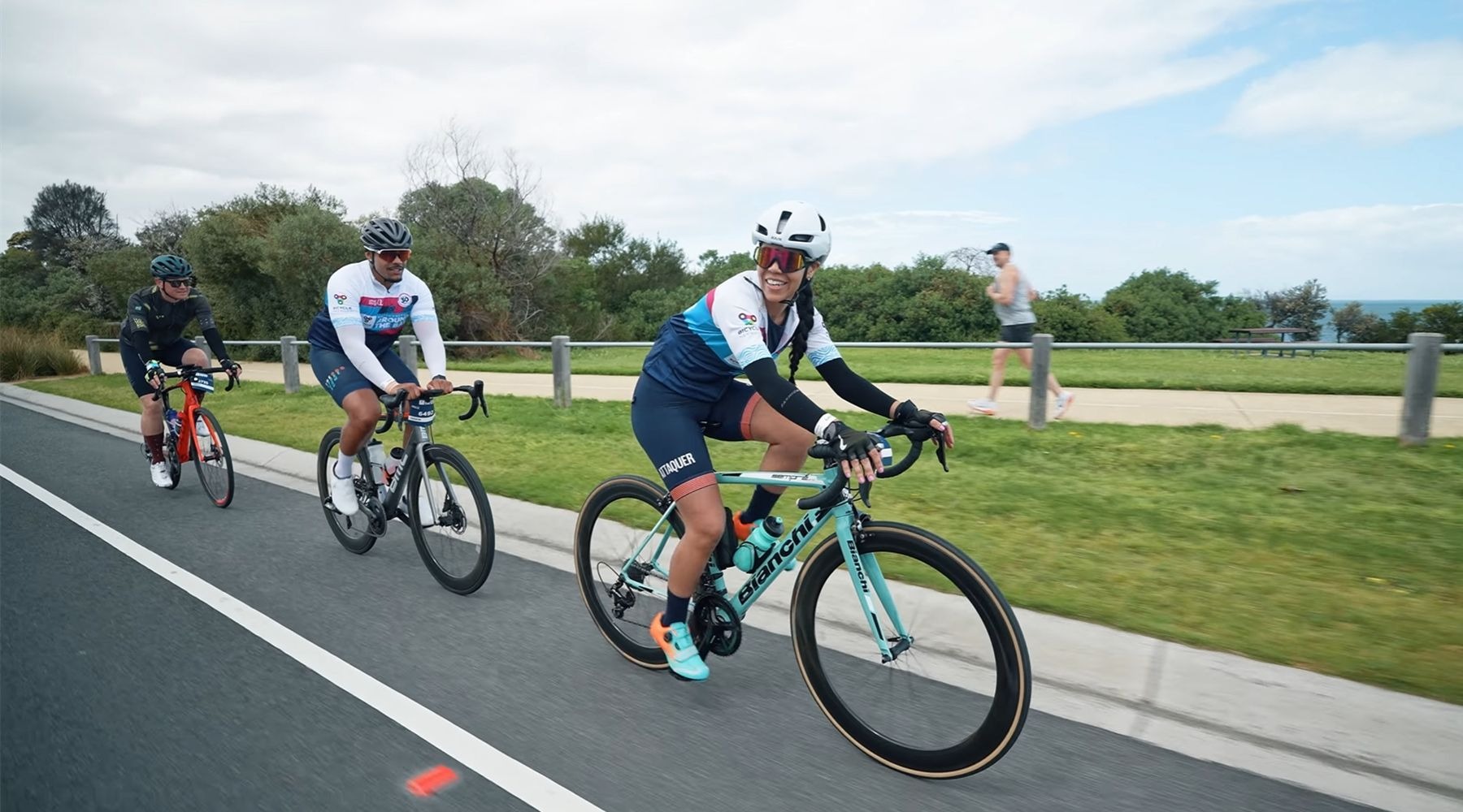 Udržitelné cyklistické dresy: Inovace QIYI v oblasti ekologického funkčního oblečení